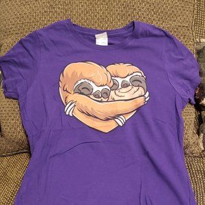 Sloths hugging heart purple t-shirt